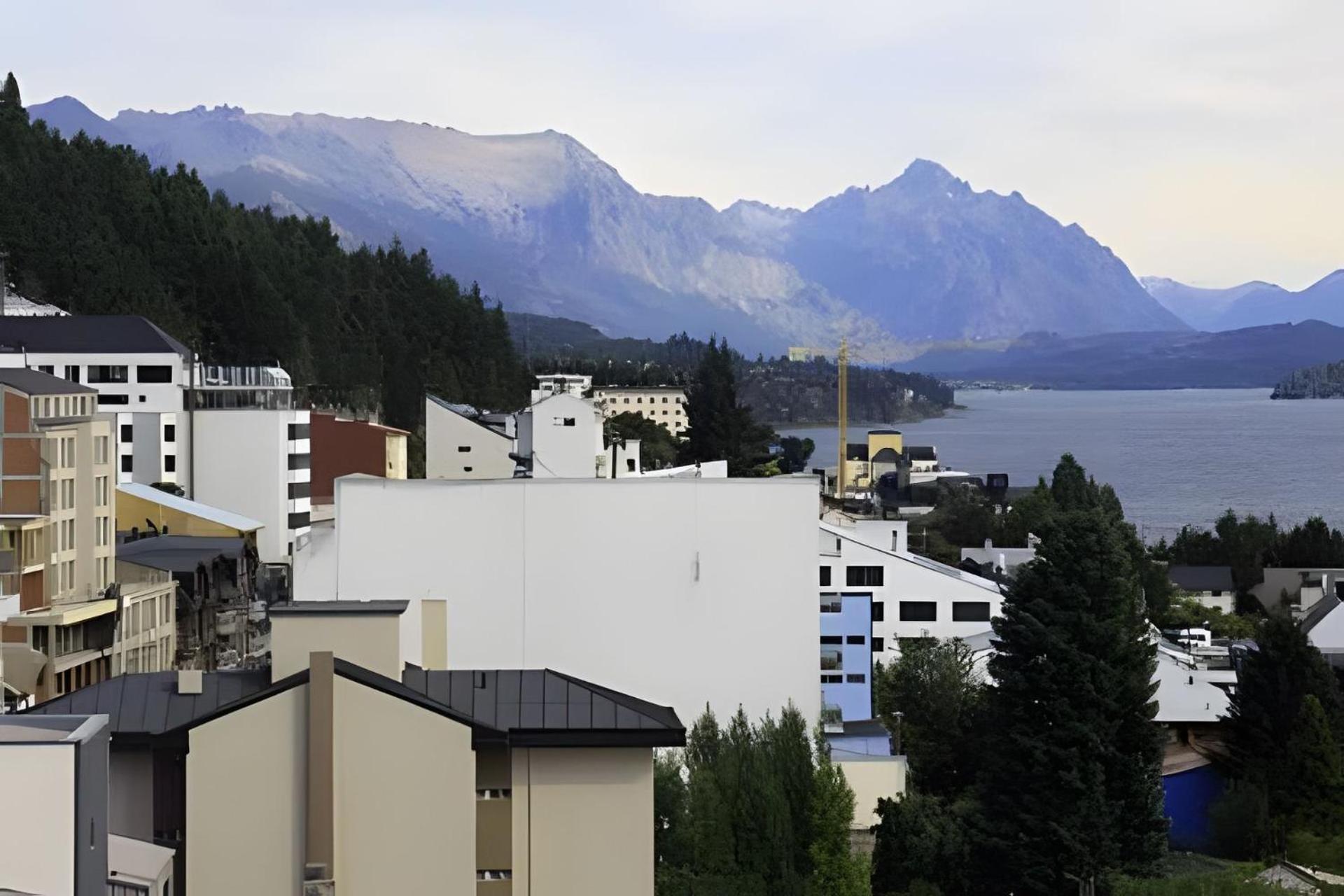 Departamento Centrico Barilocheアパートメント エクステリア 写真